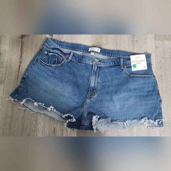 NWT and Fitch. Curve Love - The Mom Short - Mid Rise 35/20 - Picture 1 of 5